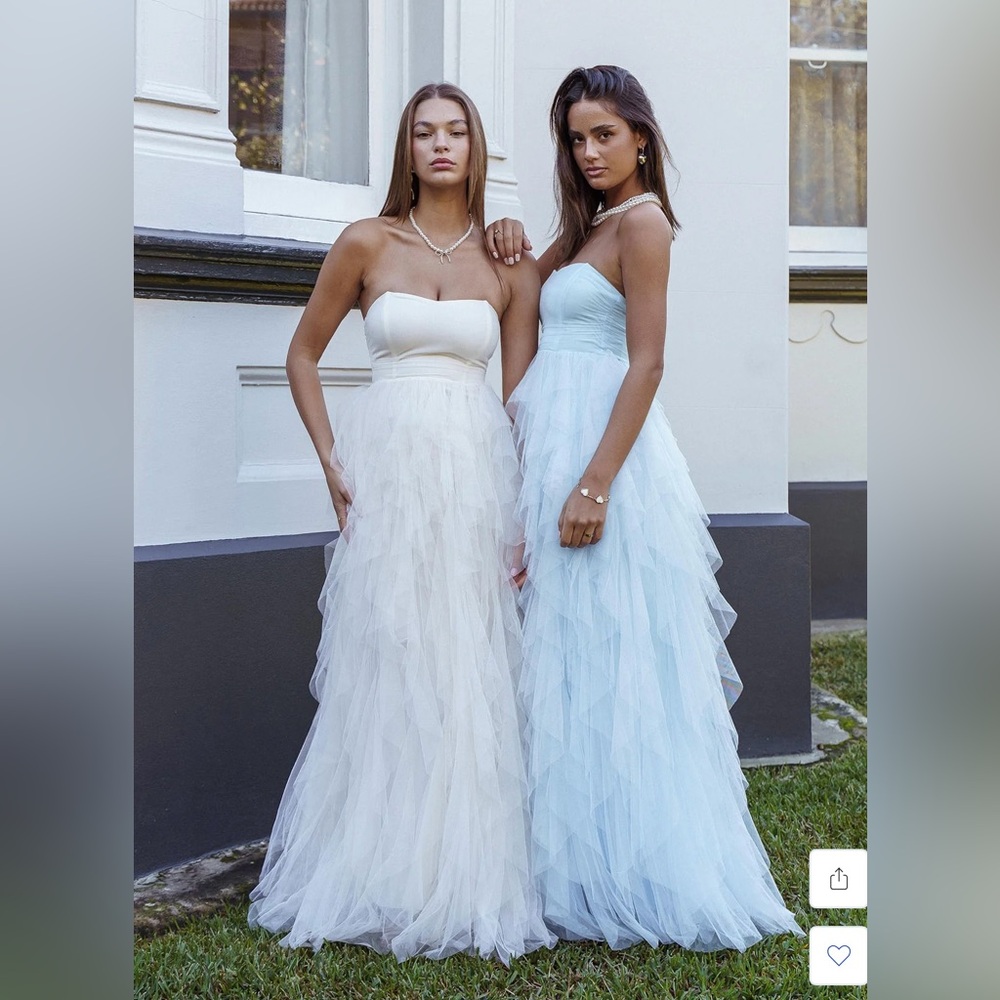 Elegant White Tulle Gown